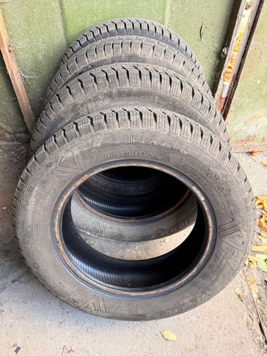Продам зимнюю резину Viking 165/70 R14