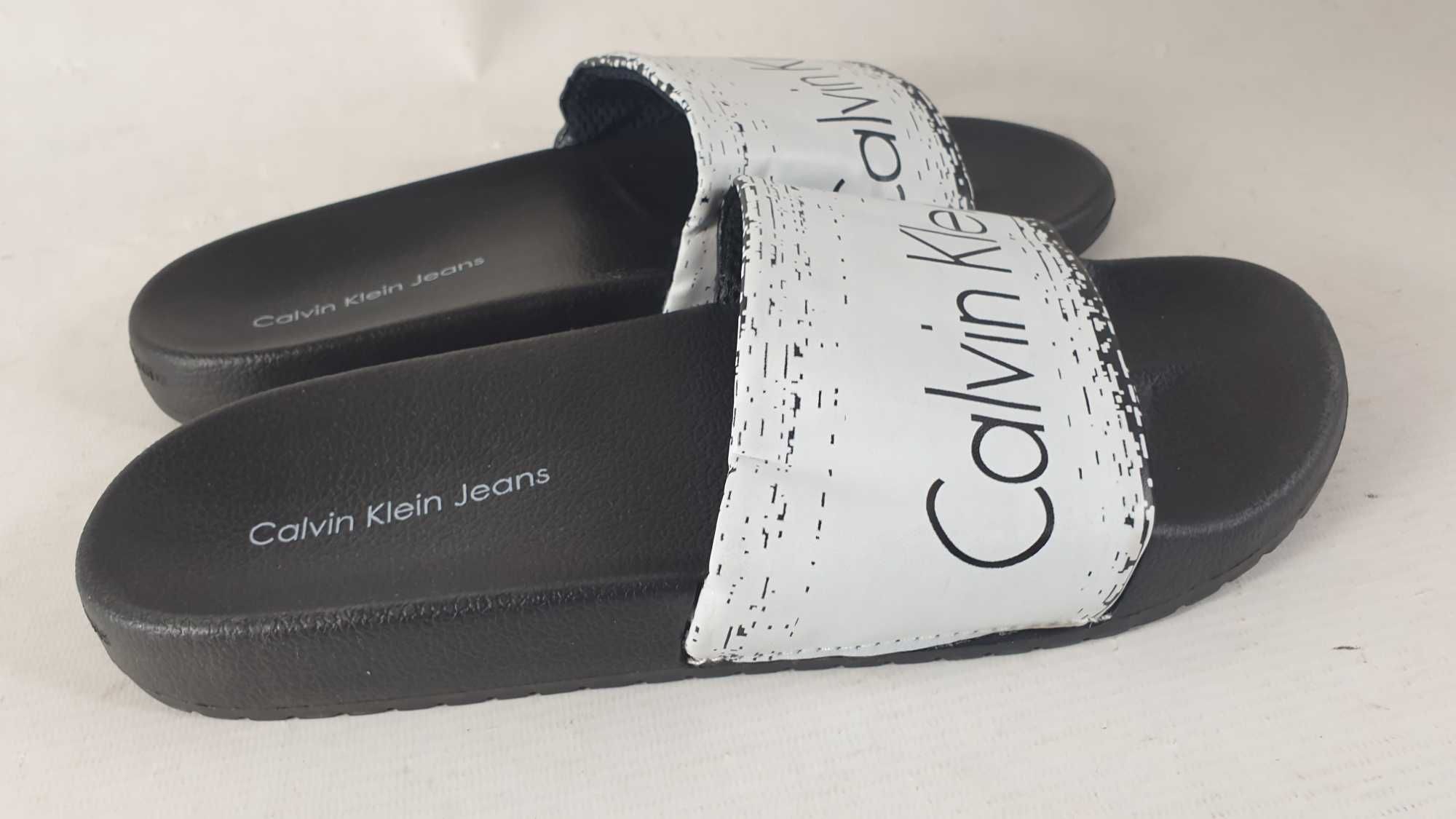 Calvin Klein Jeans klapki męskie Kapcie o rozmiar 40 nowe lekkie