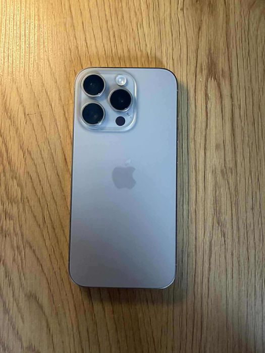 IPhone 15 PRO Stan bardzo dobry
