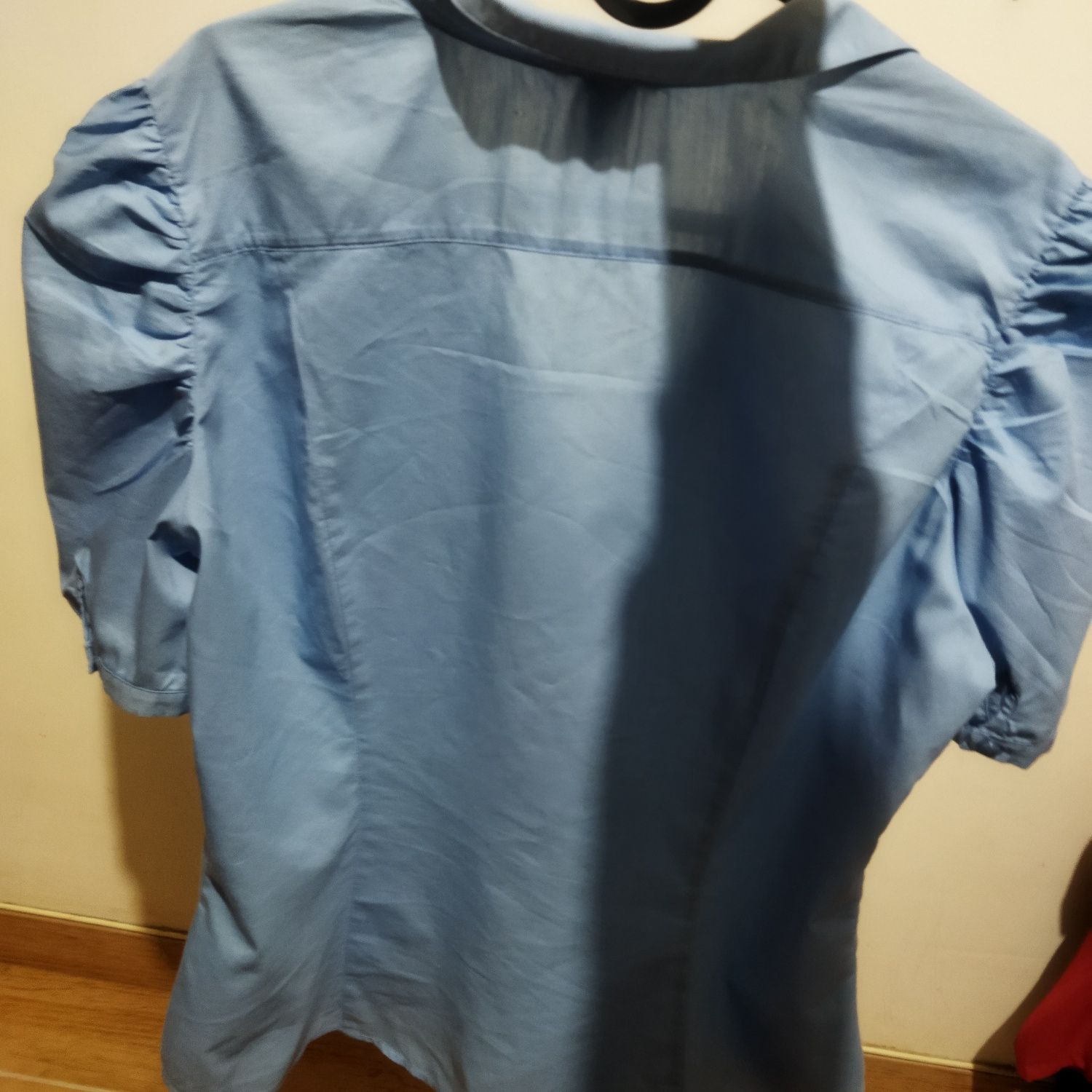 Camisa azul marca H&M