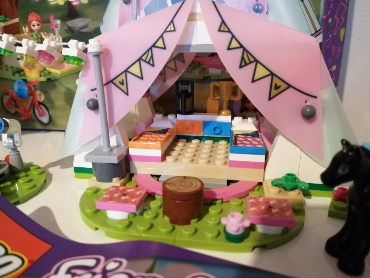 Klocki LEGO Friends 41392 Camping