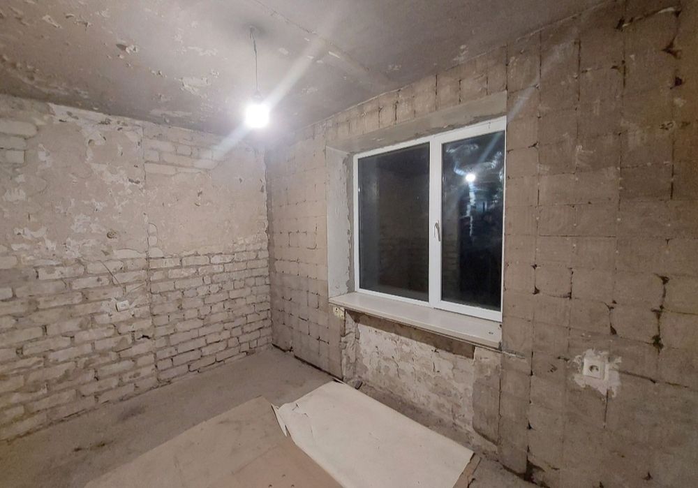 Продам квартиру в солоницевке (п.Пересечное)