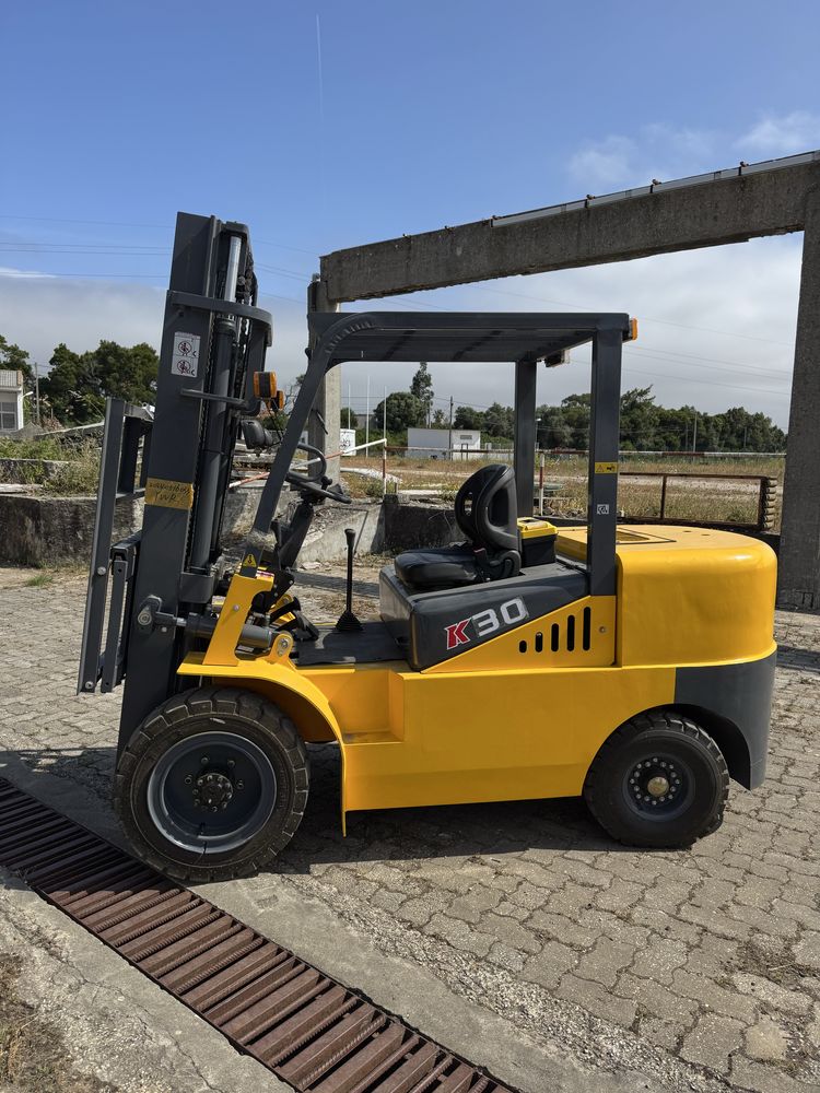 Empilhador 3000kg diesel novo!