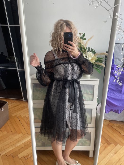 Sukienka piekna na kazda okazje czarna koronka roz S/M firma Zara