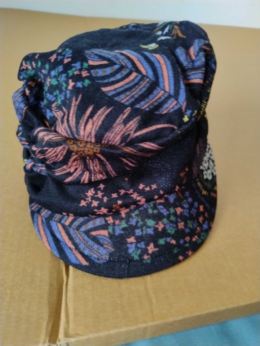 SUPER CENA Czapka z daszkiem szara kolorowa żółta z futerka sztucznego