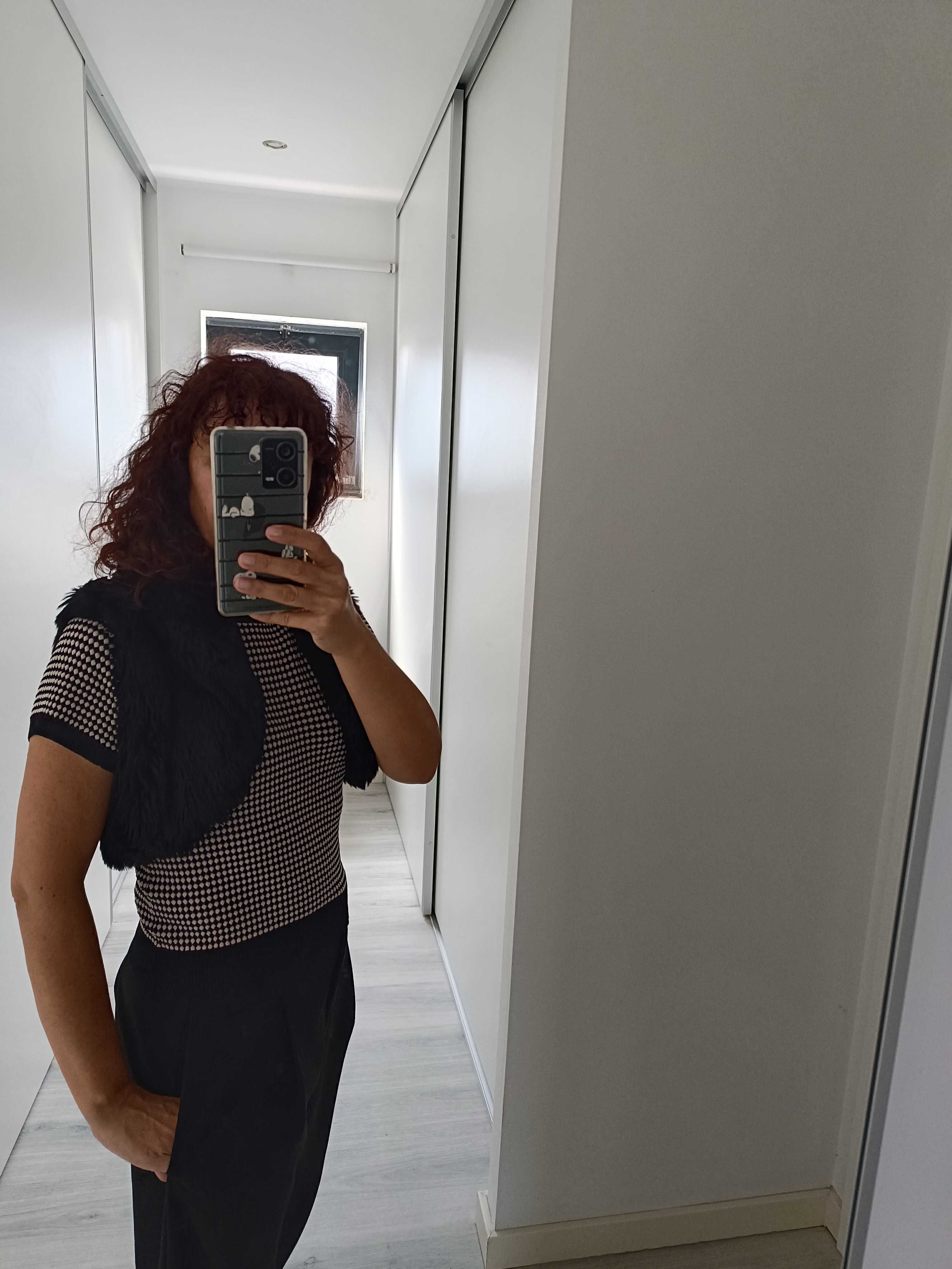 Bolero em pêlo sintético Stradivarius
