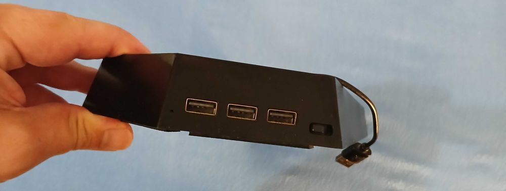 Ps4 Slim 1 TB com comando c/oferta base