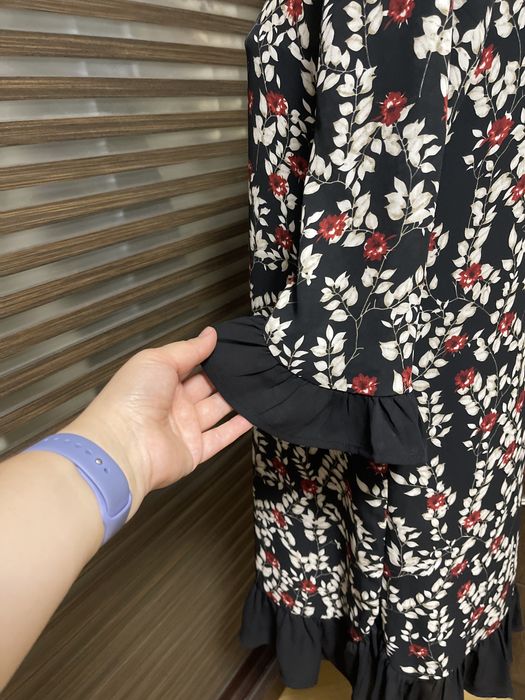 Жіноча сукня Silvian Heach