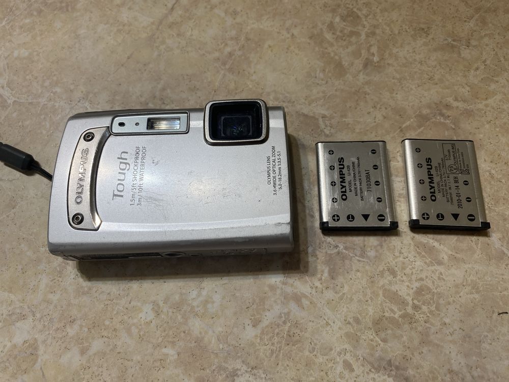 Фотоапарат Olympus Tough 310 водонепроницаемий противоударний