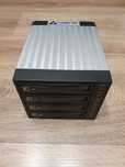 Kieszeń na dyski 4x dysk SATA 3,5" HDD SSD Chieftec SNT3141 wentylator