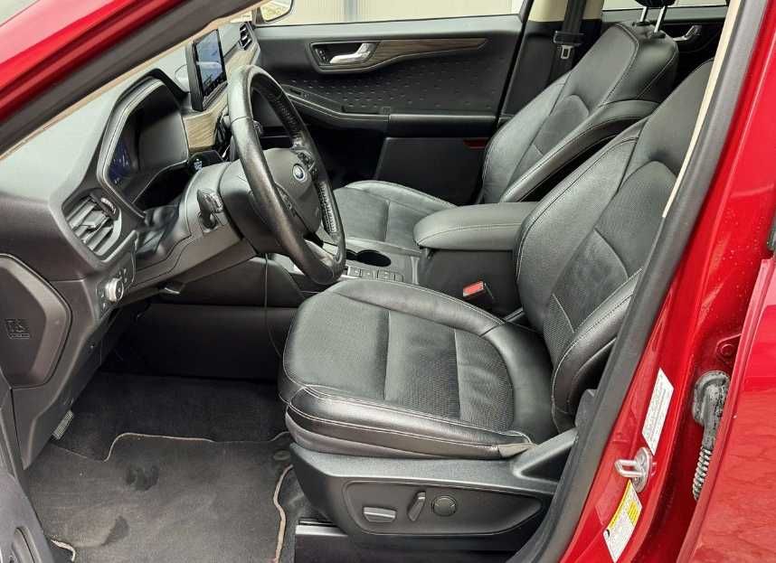 Ford Escape Titanium Hybrid 2020