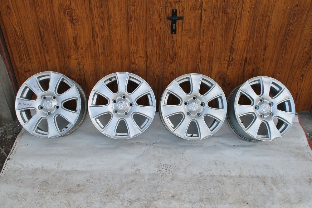 Mazda 16x5x114,3 komplet Felg