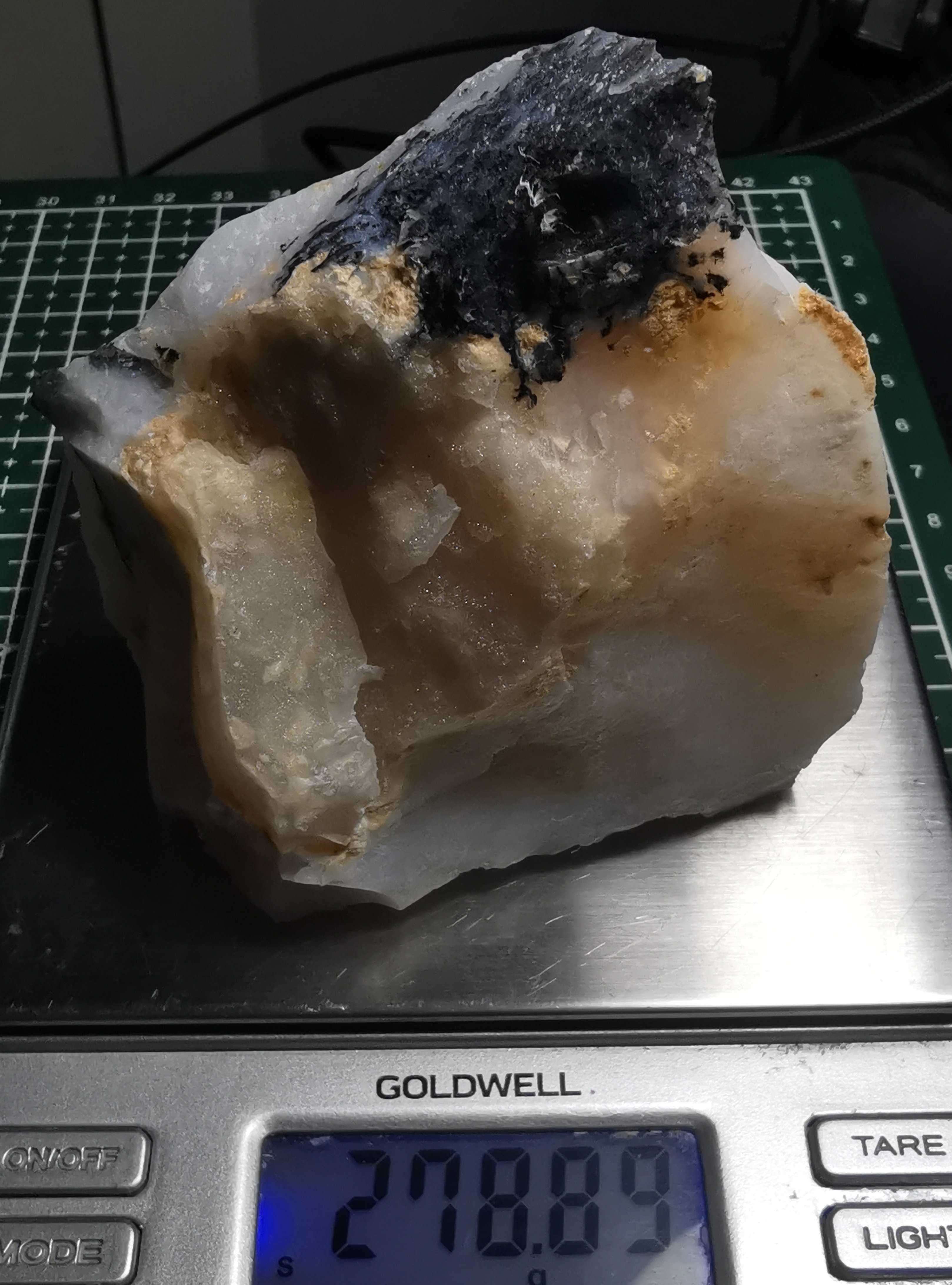 Opal mleczny, opal dendrytowy - surowy, duży