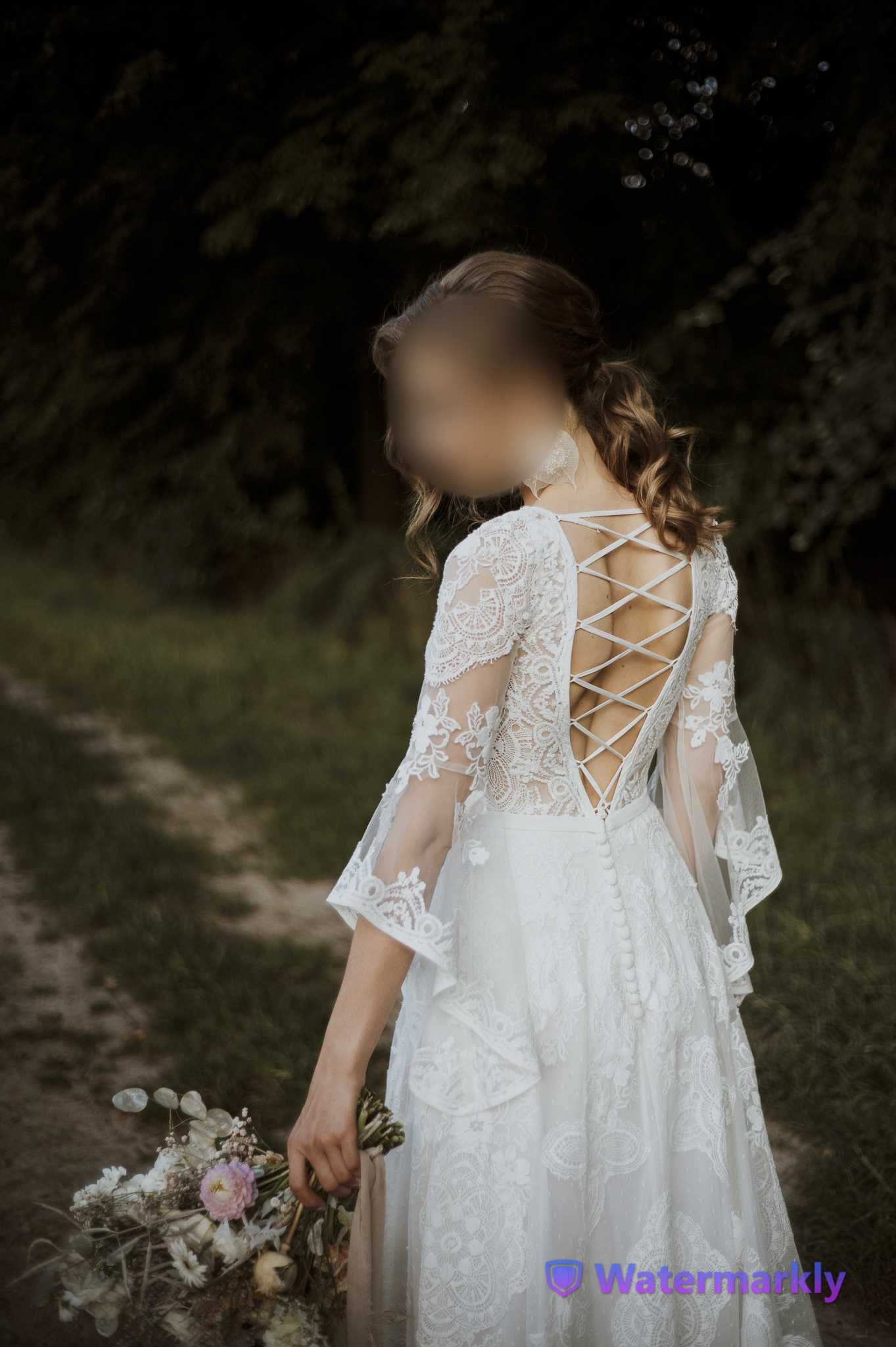 Suknia ślubna Lillian West 66064 champagne/ivory