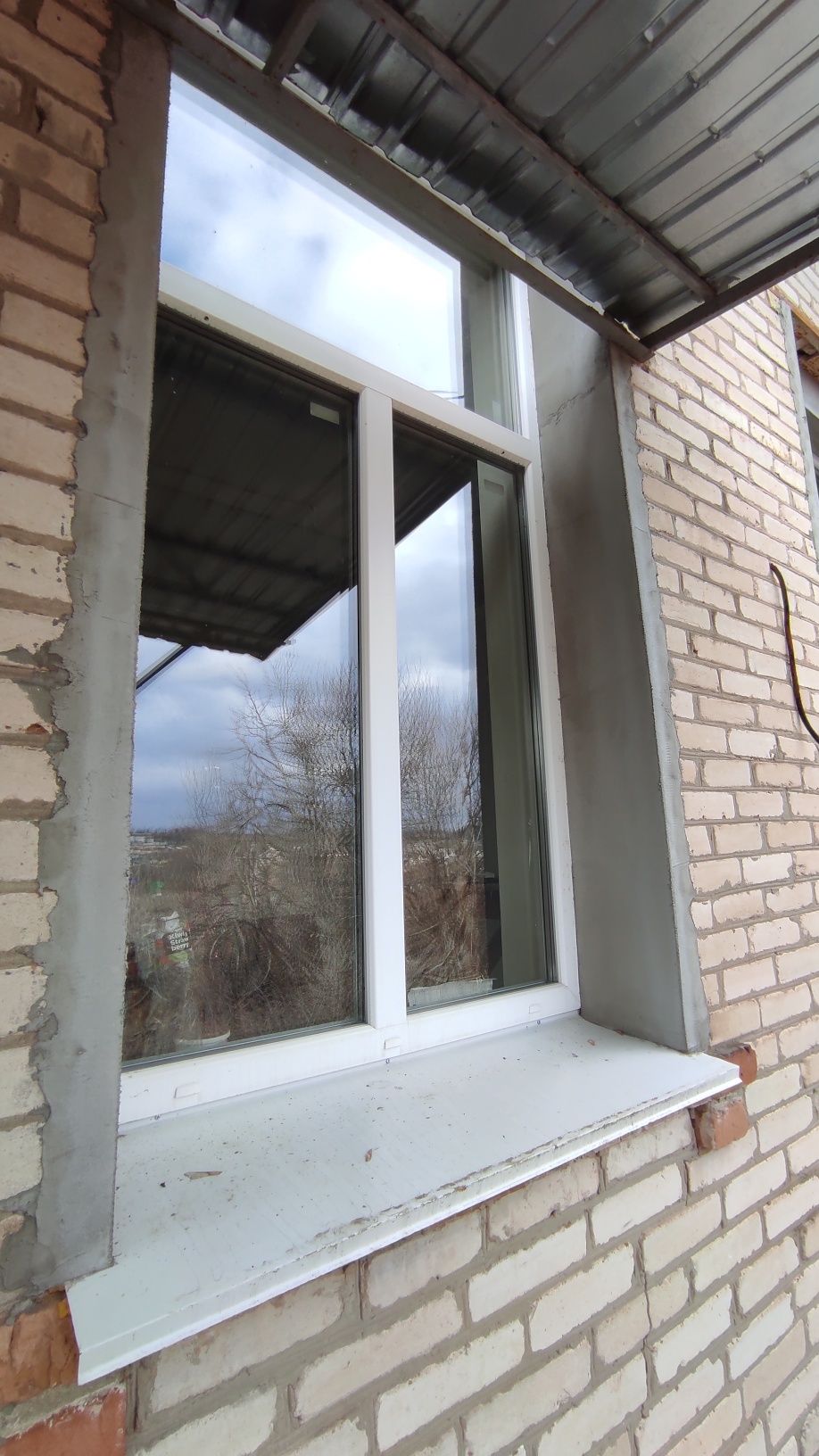 Вперше у продажу будинок на березі ставка у Дергачах