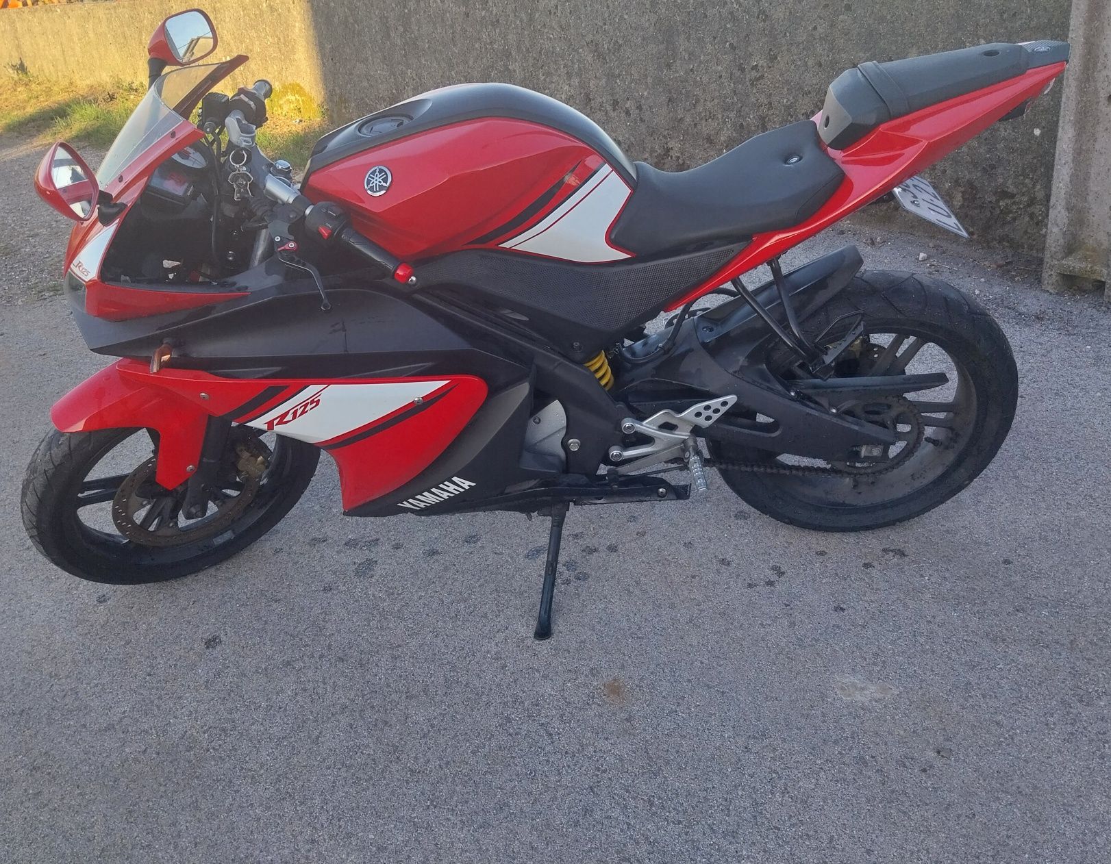 Vendo Yamaha YZF R125