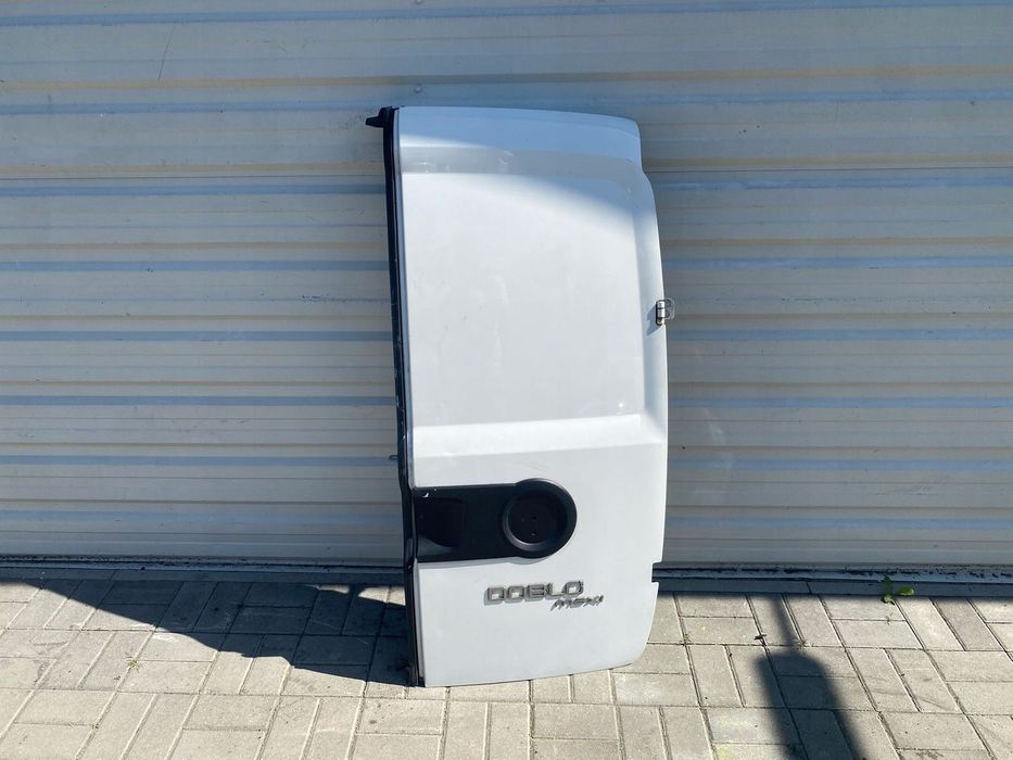 DRZWI PRAWY TYŁ PRAWE TYLNIE FIAT DOBLO II MAXI EU