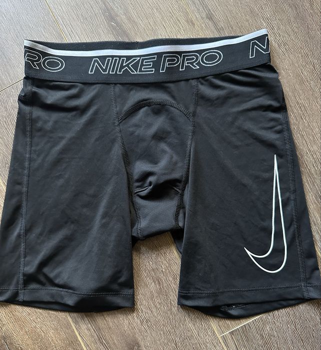Шорти компресійні чоловічі nike pro dri-fit short dd1917-010 чорний s