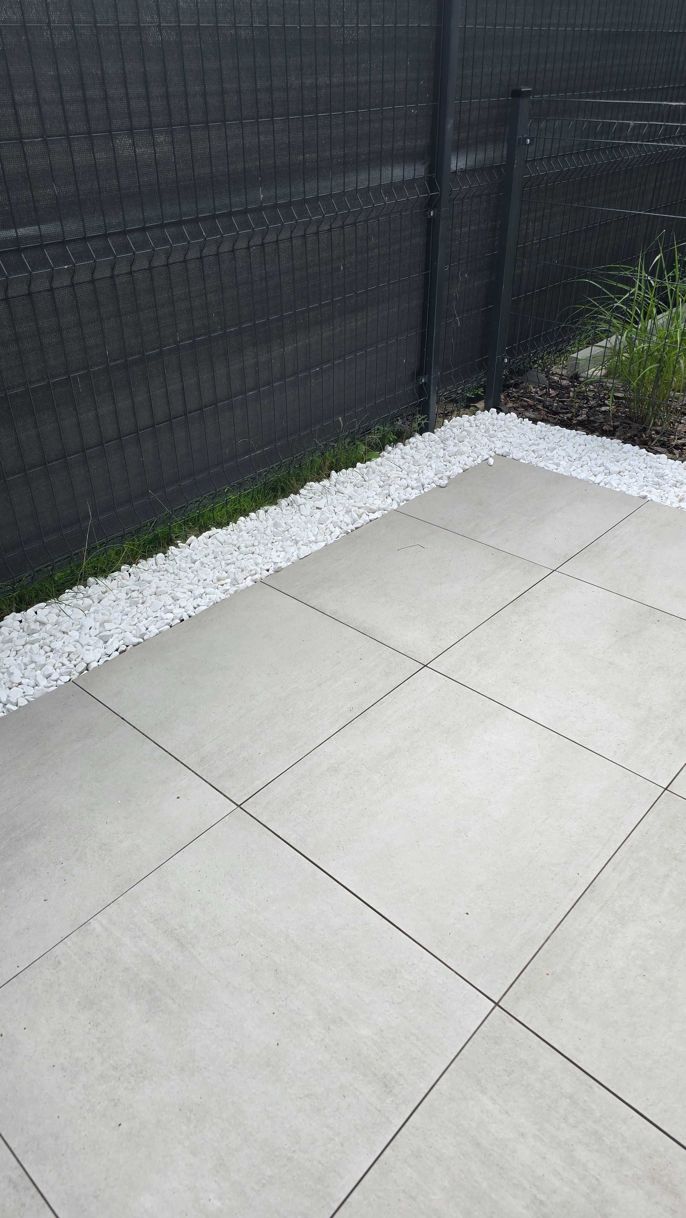 Gres tarasowy 20 mm white matt rect