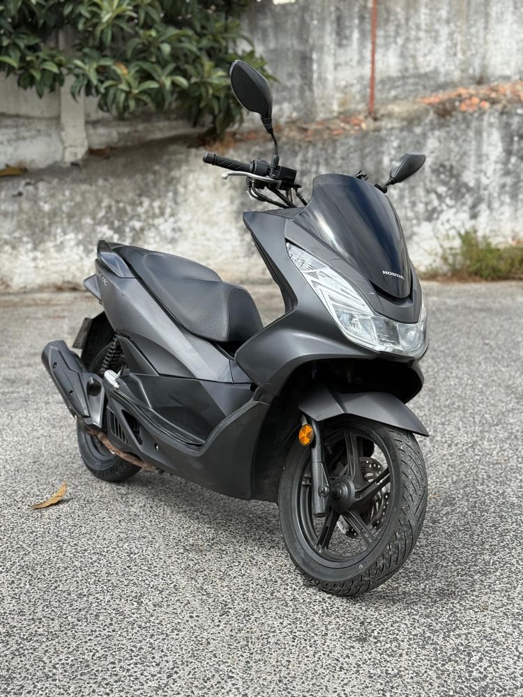Honda PCX 2016 - Farol LED