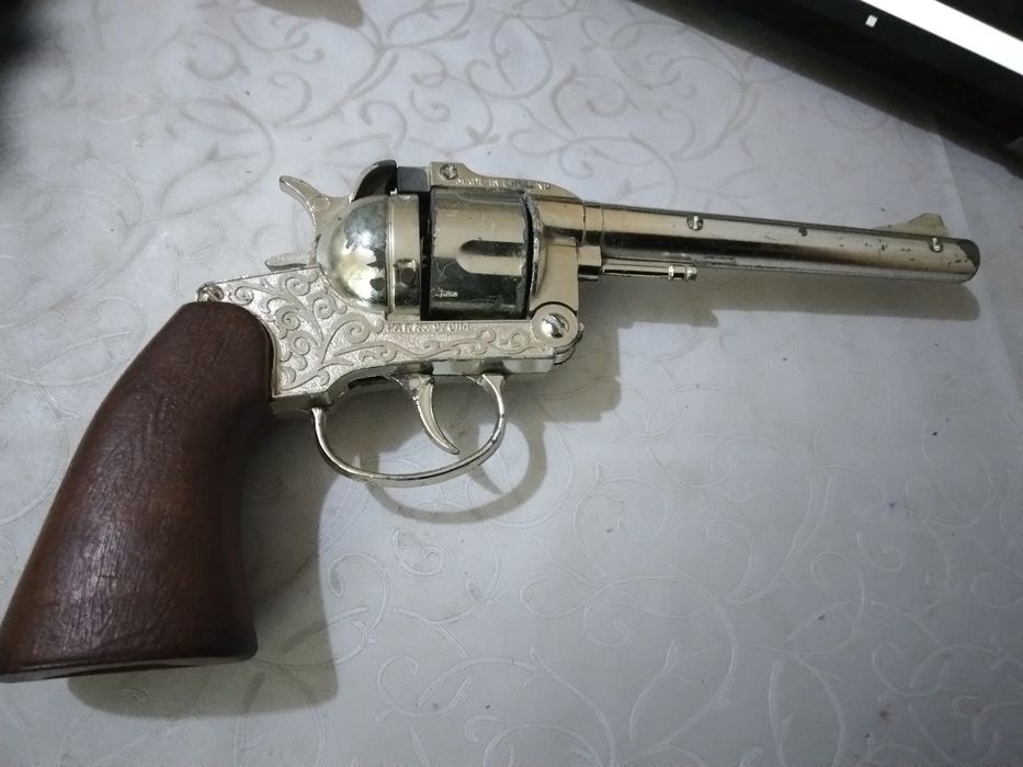 Дитячий револьвер під пістони круглі,,детский пистолет револьвер