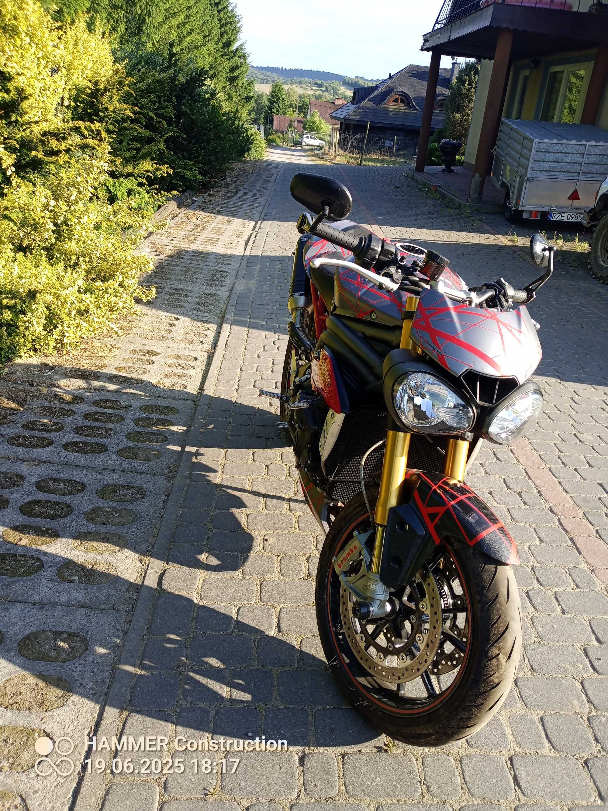 Triumph SPEED TRIPLE 1050R