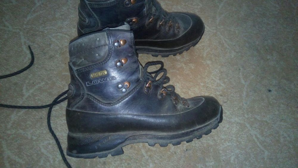 Ботинки, берці lowa