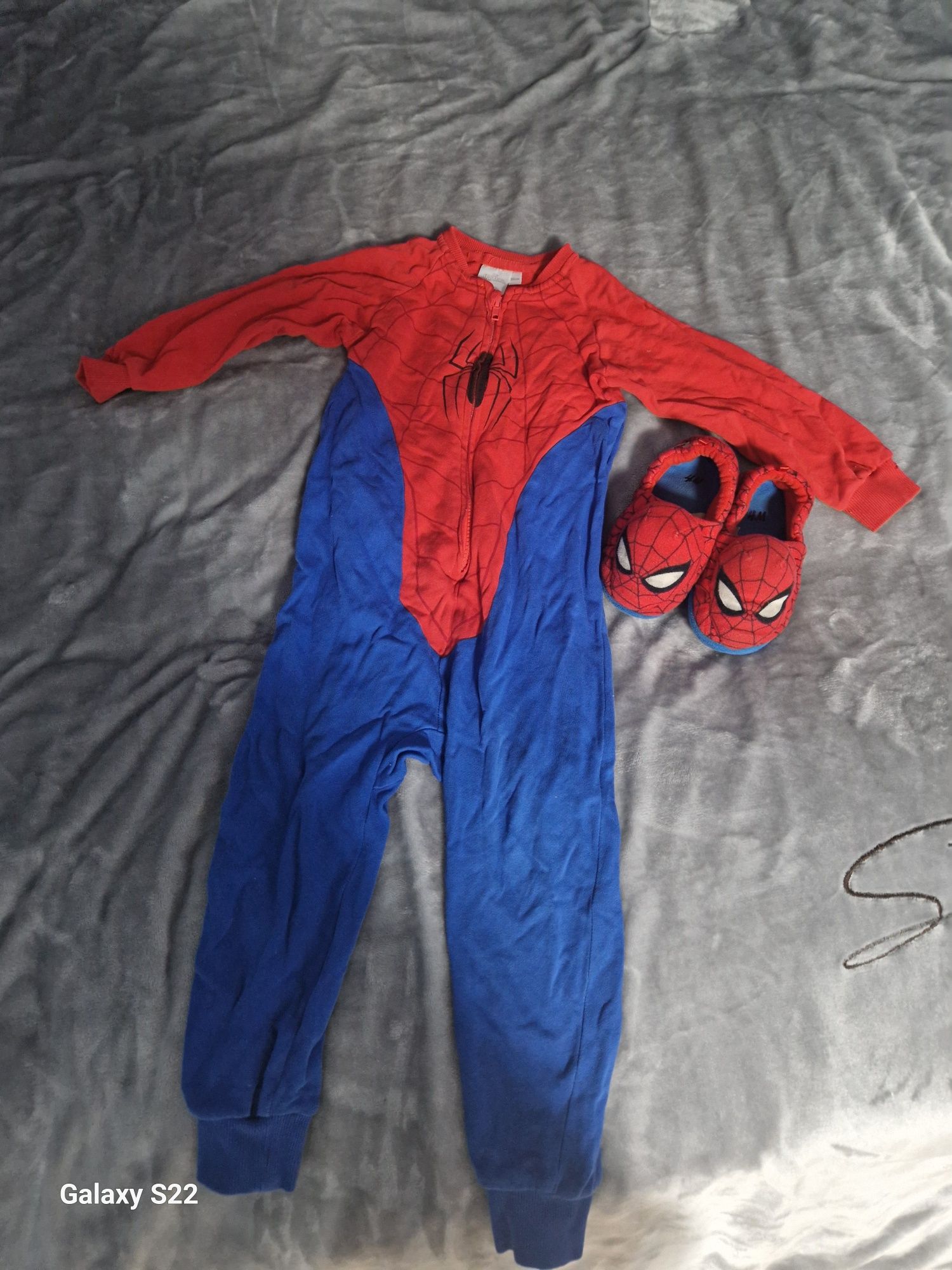 Piżama/ pajacyk Spiderman + kapcie