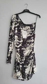 Dopasowana sukienka mini na jedno ramię w czarno-białe wzory, Zara(XL)