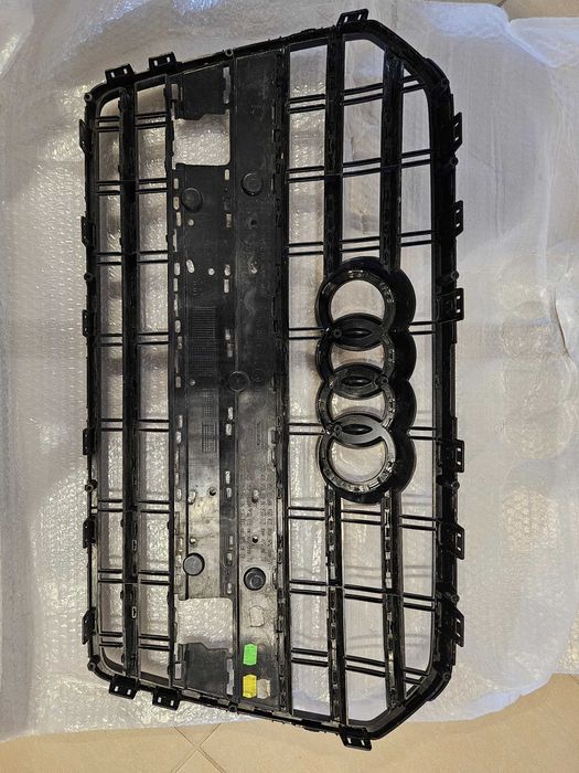 Grill Audi a6 c7 lift s-line czarny