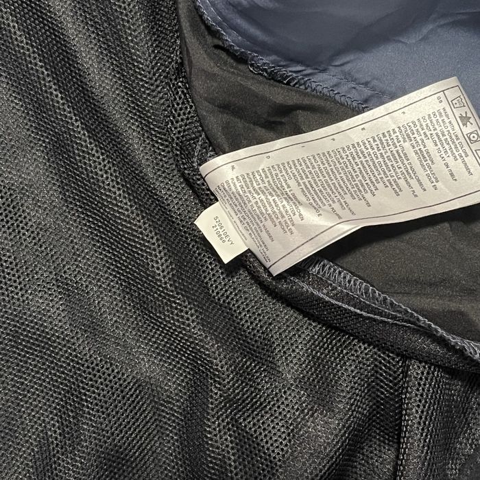 Куртка-вітровка Nike