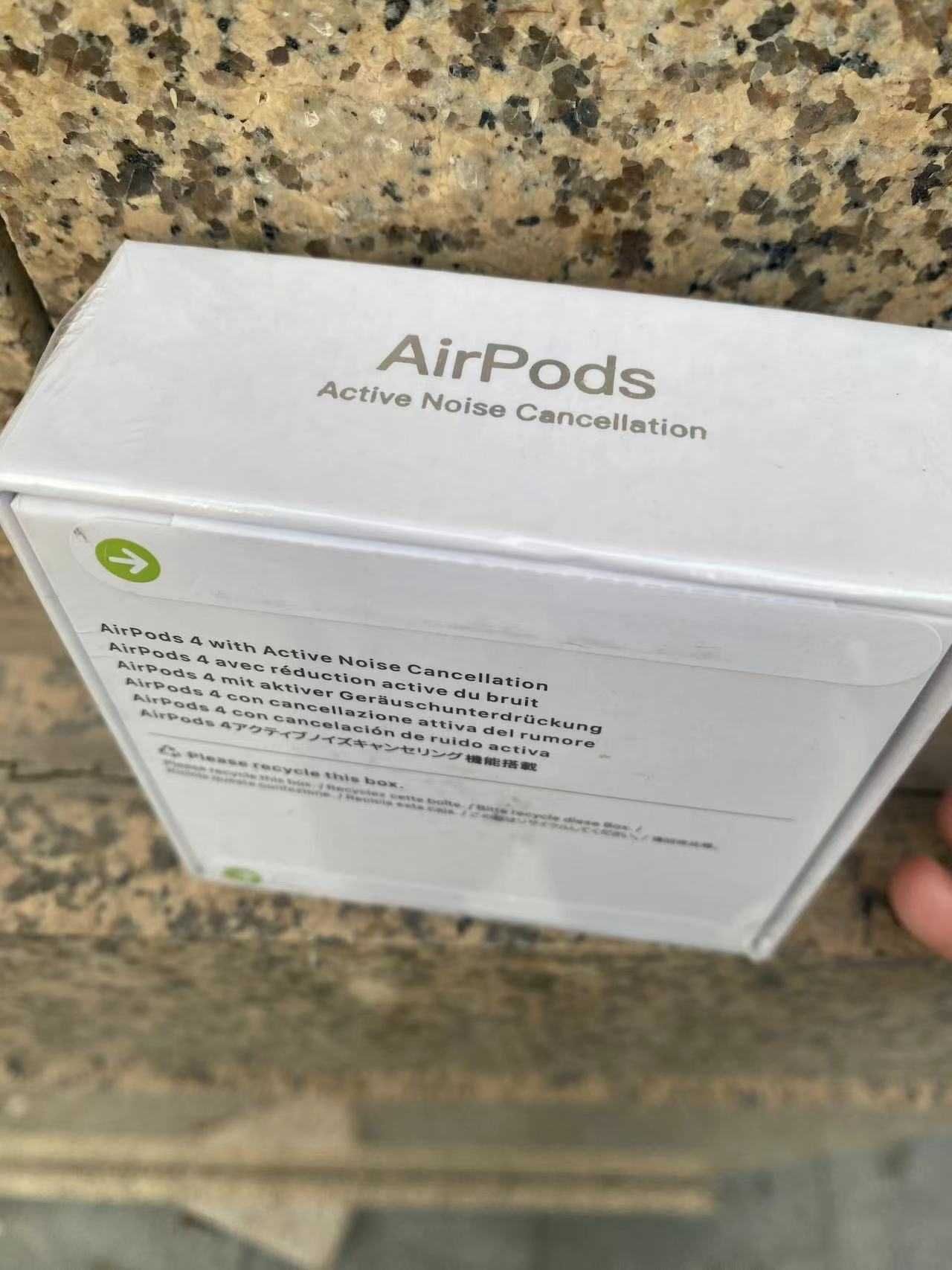 Apple AirPods 4 bezprzewodowy zestaw słuchawkowy ANC