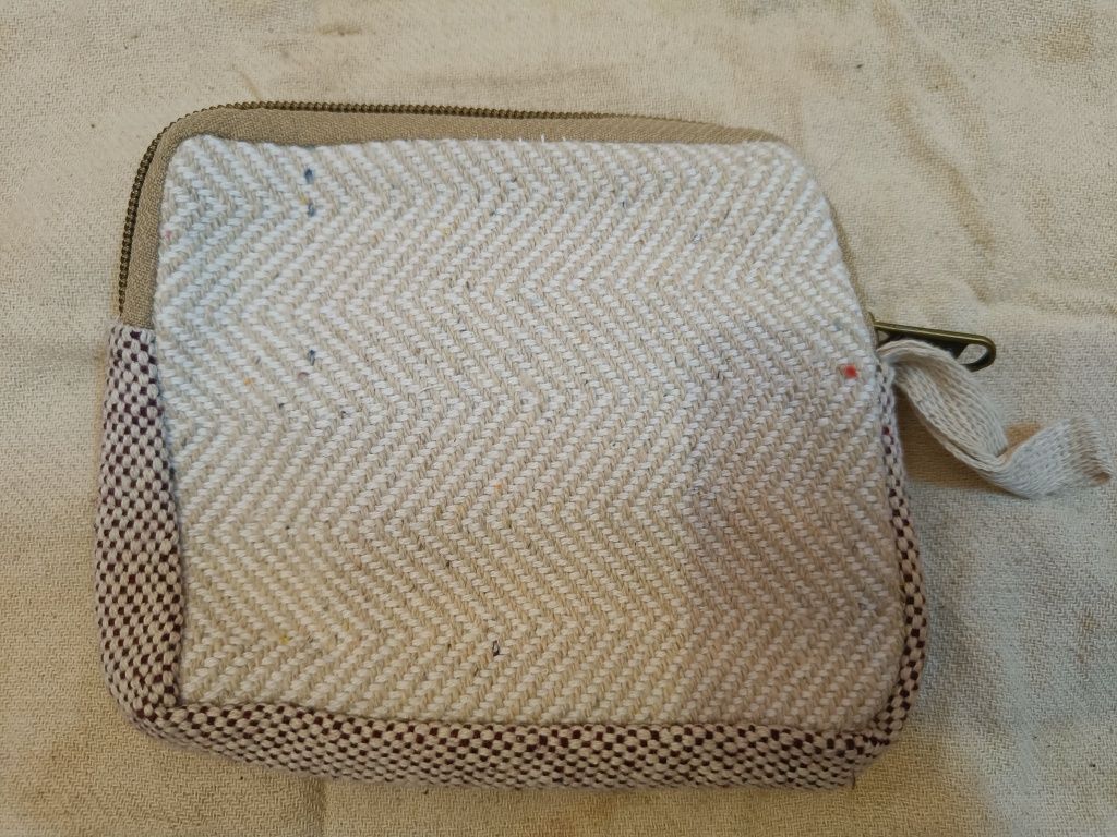 Saszetka konopna portfel hemp free made in Nepal