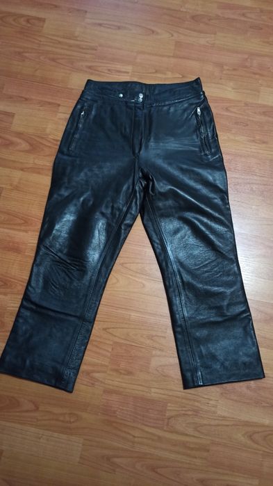 Spodnie damskie skórzane, rozmiar 46