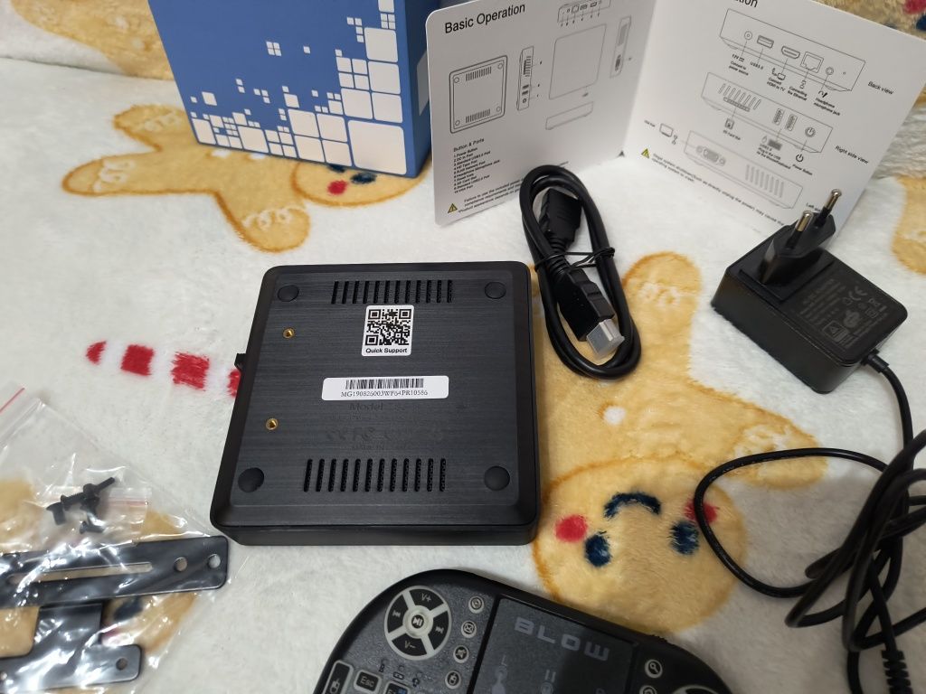 Mini PC komputer laptop 4x1.92Ghz 4GB Ram Wi-Fi BT Retro konsola Serwe