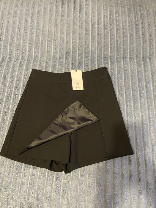 Спідниця-шорти нова