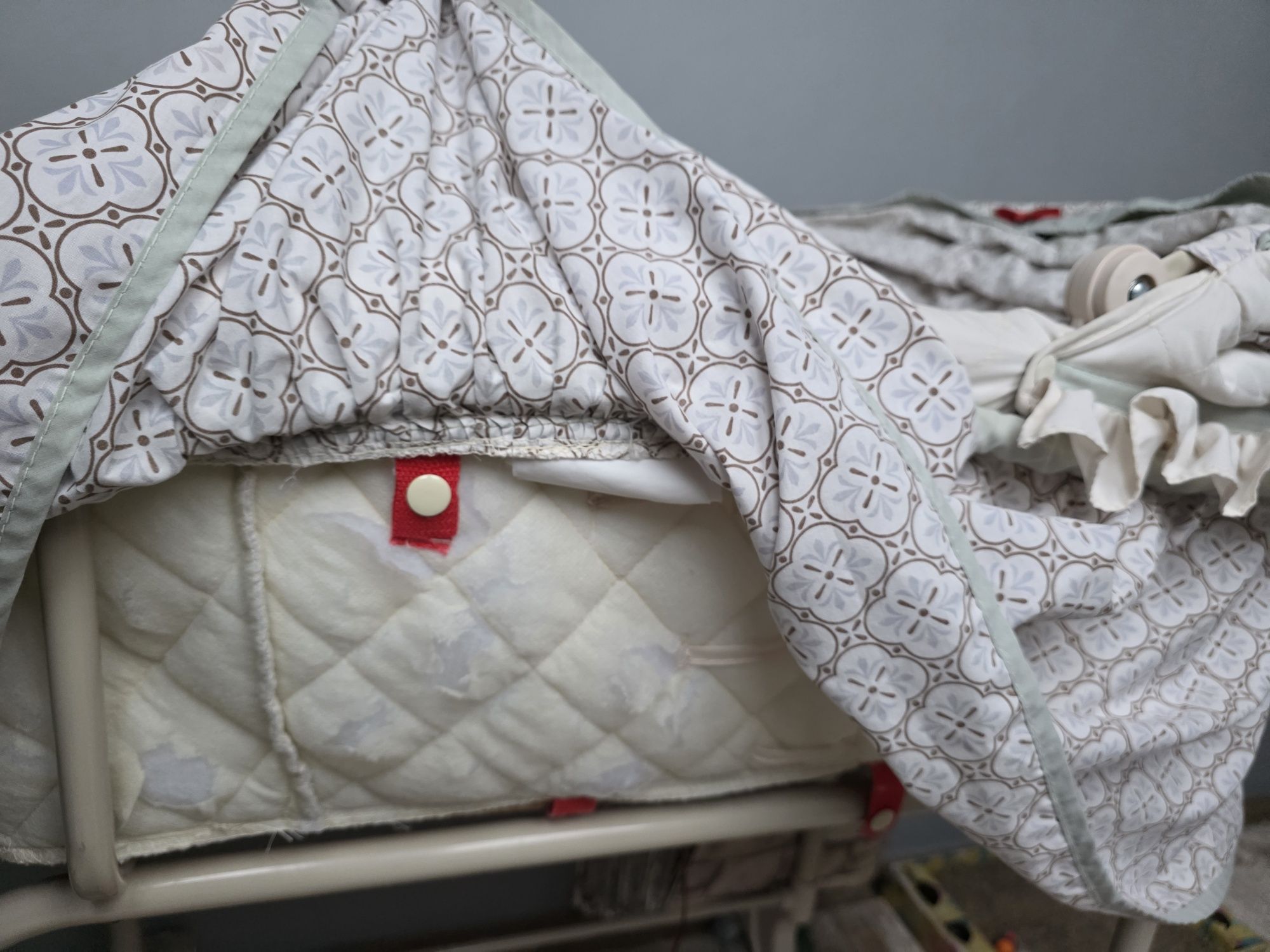 Łóżeczko, kołyska od urodzenia na kółkach
