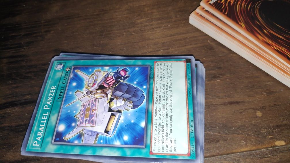 Conjuntos de 60 Cartas Yu-Gi-Oh! comuns aleatórias (inglês apenas)