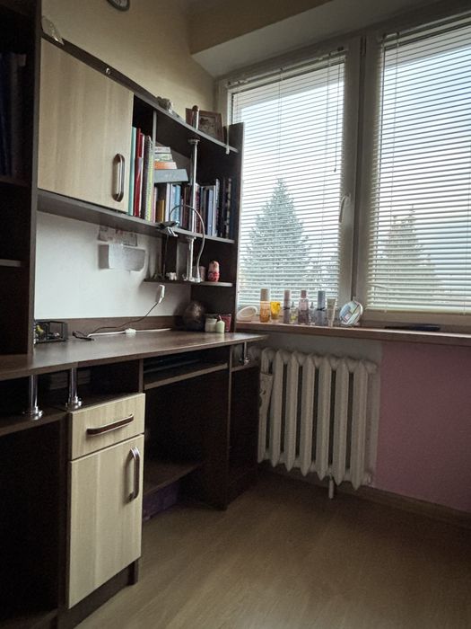 Meble do pokoju młodzieżowego, zestaw mebli