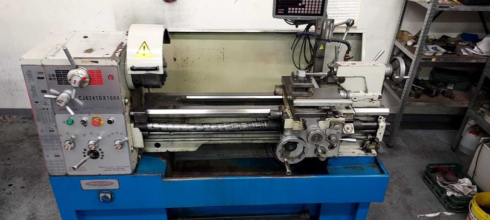 Tokarka uniwersalna - CJ6241D