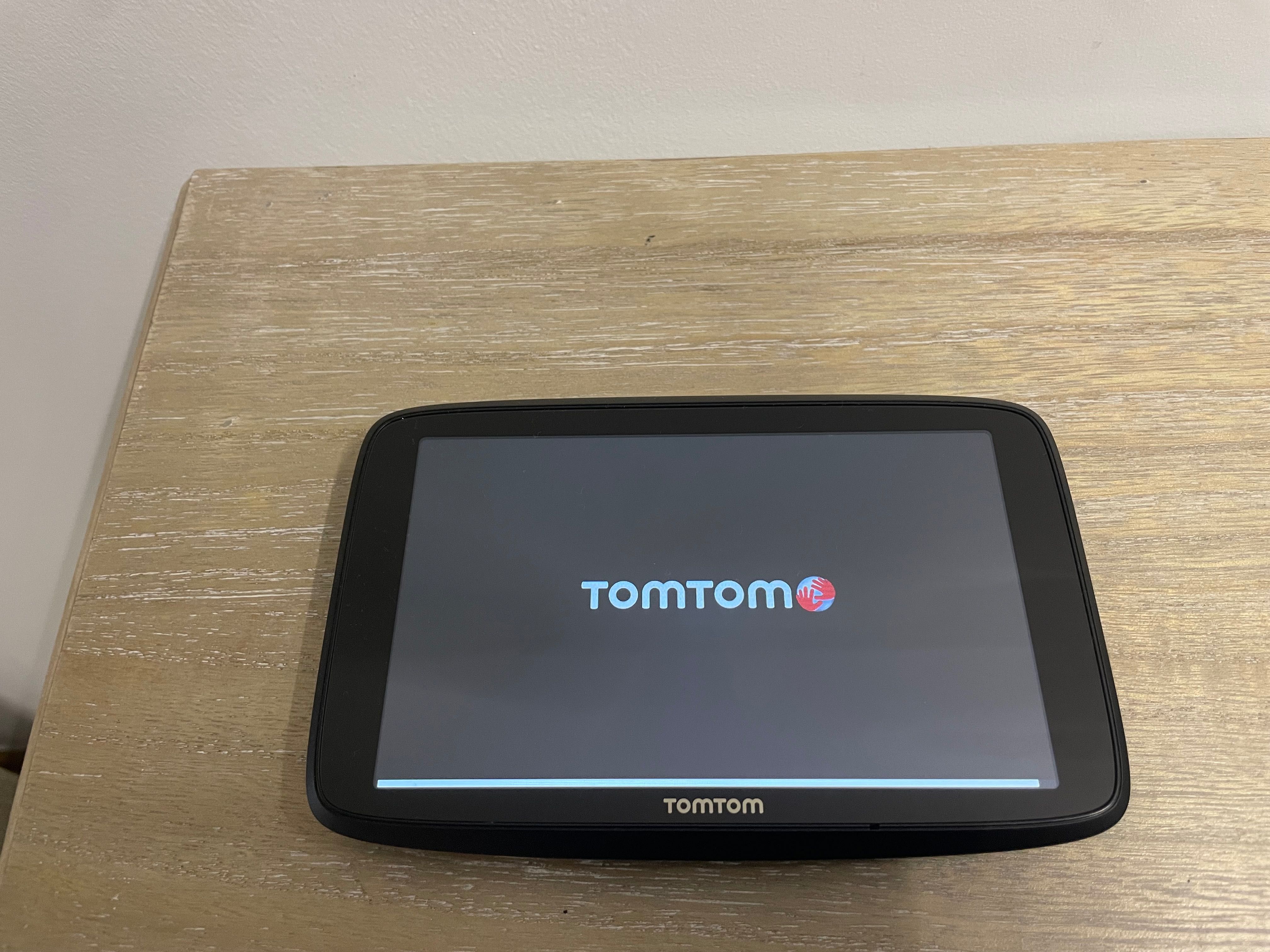 Tomtom go essential 6