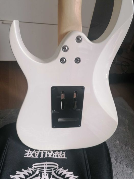 Gitara elektryczna Ibanez GRG140-WH + kabel Klotz + pokrowiec
