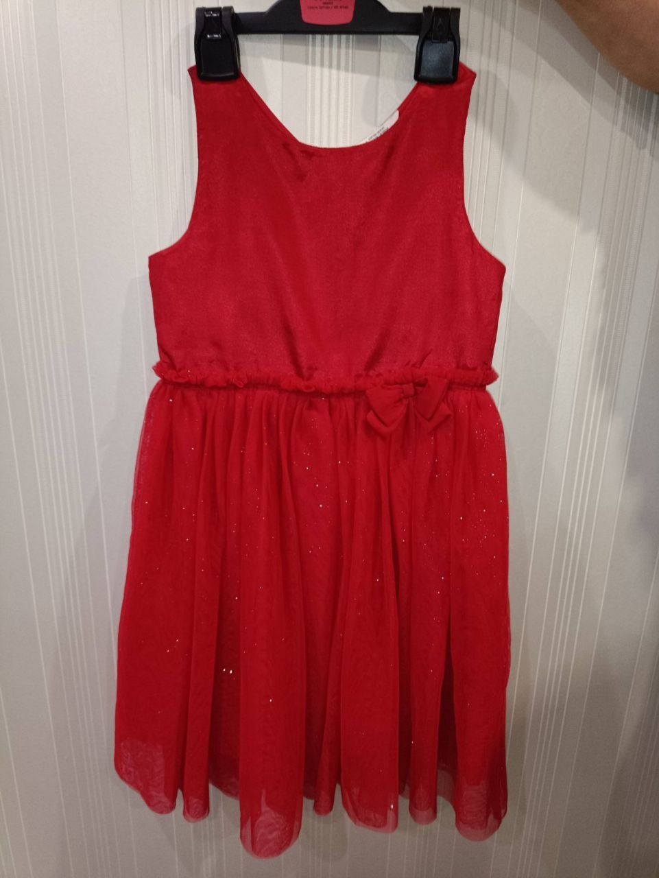 Нарядное праздничное красное платье 8-9 лет H&M в блестках по низу