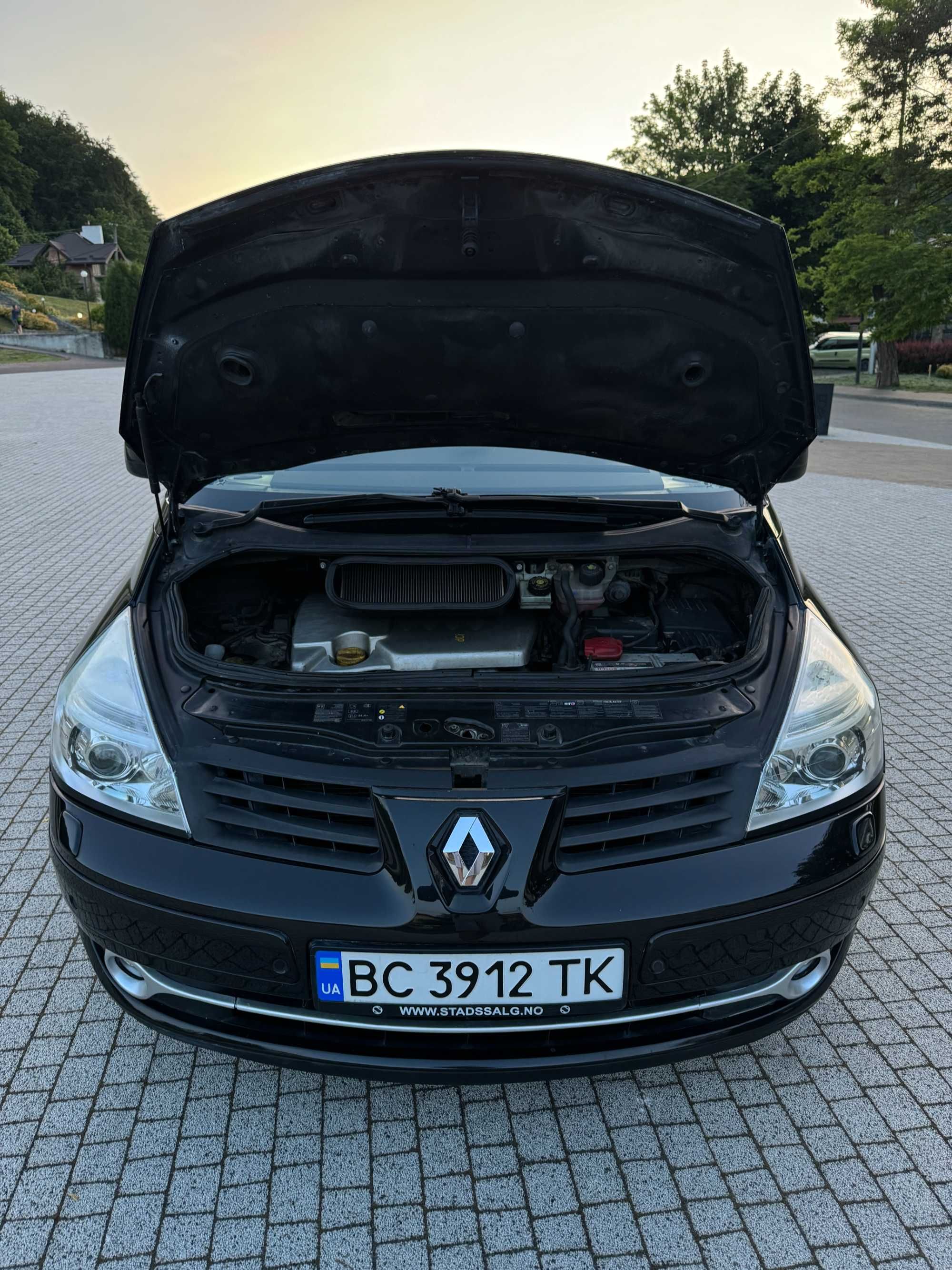 Renault Grand Ecpace 4  2.0 DCI  2011 р.в мінівен
