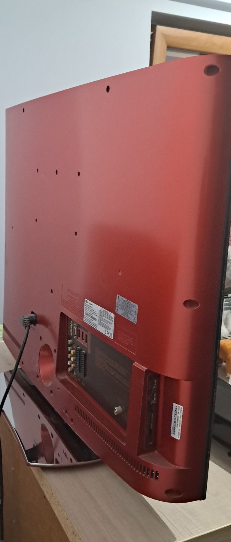 Telewizor LG 32CALE