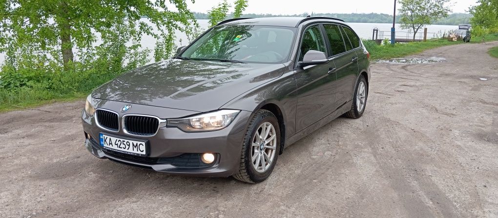 Продам BMW 3, 2.0 дизель, 2014 год.