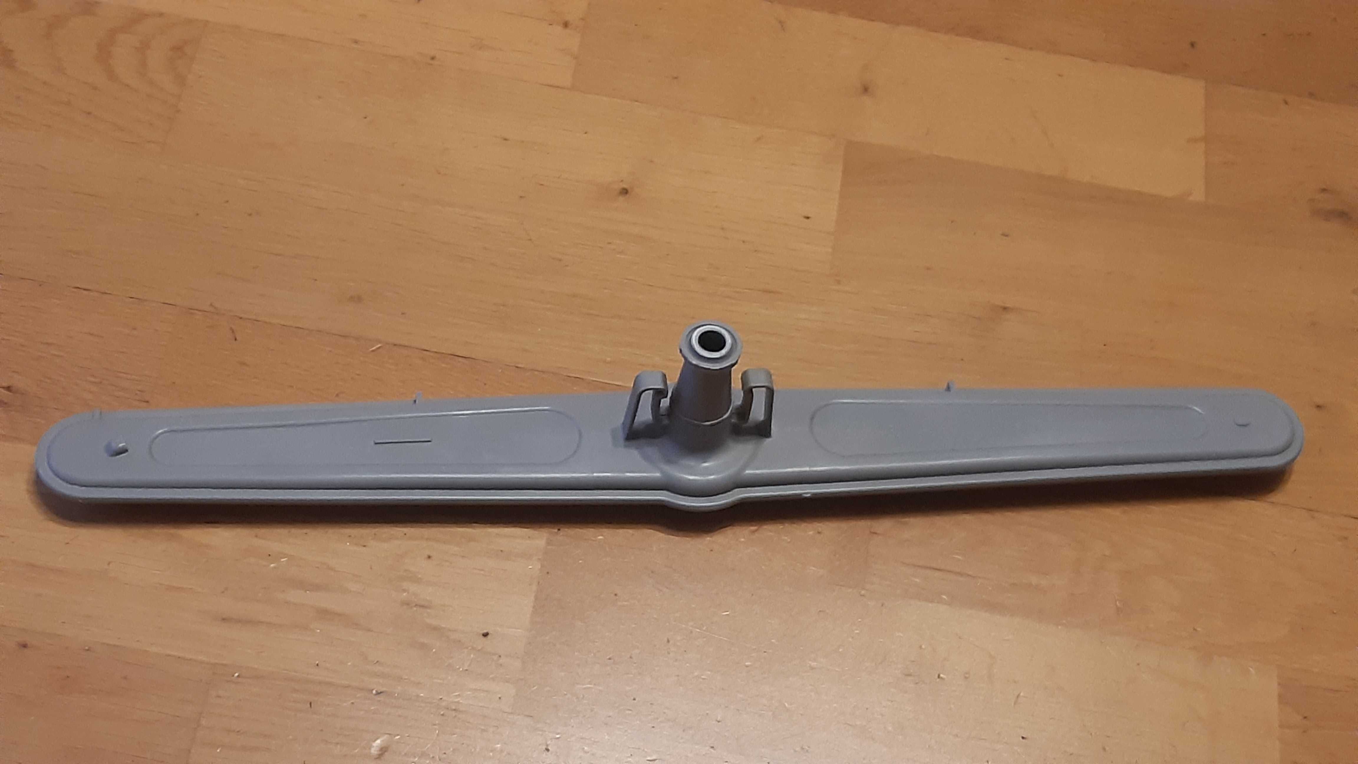 Dolny spryskiwacz do zmywarki do Beko DSN 6835 FX