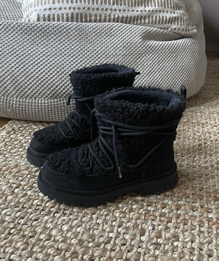 Buty Zimowe botki dziecięce Reserved 32