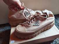 Sneakersy beżowe 39