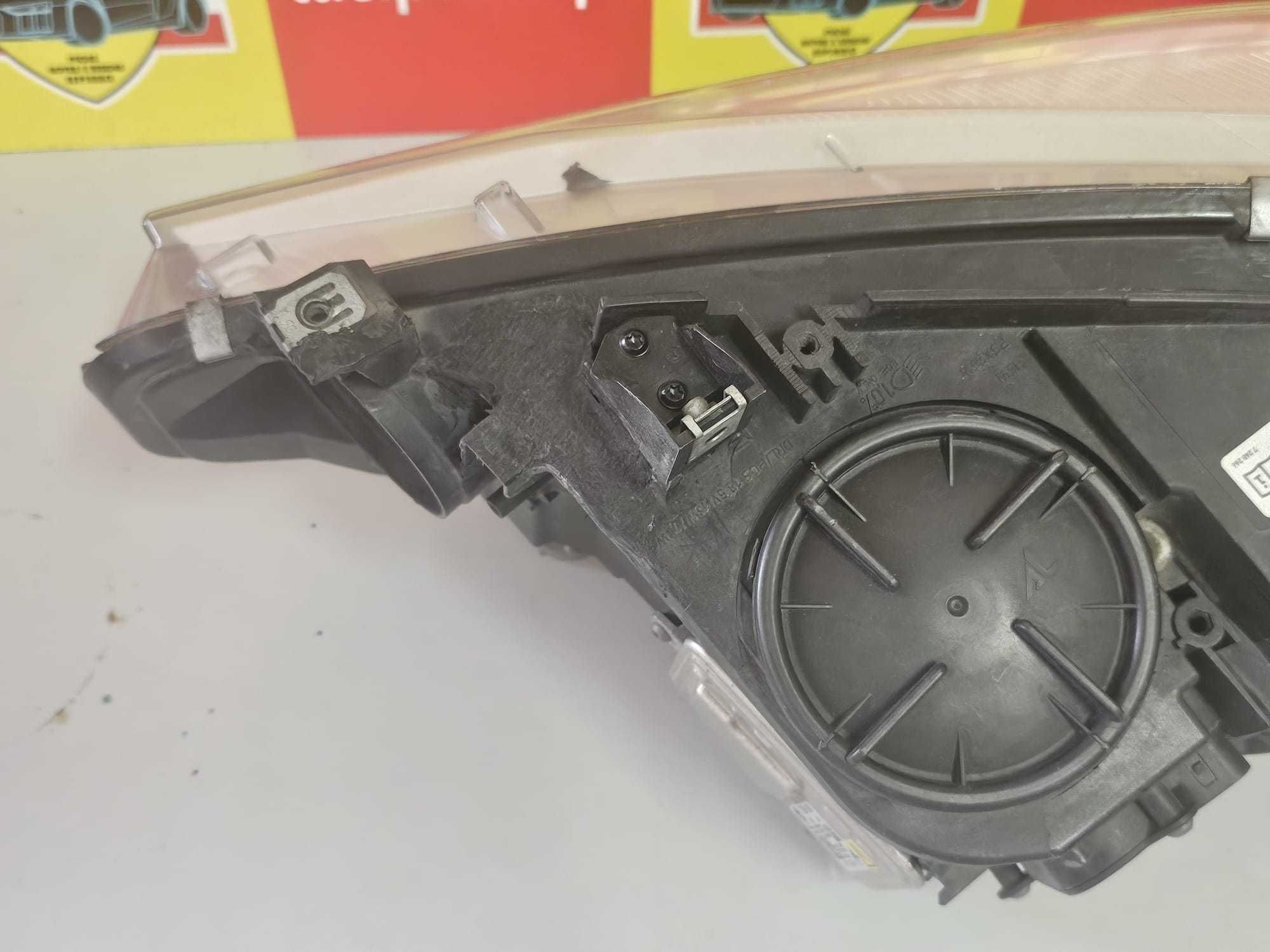 Ótica Direita Bi-Xénon BMW Serie 4 (F32) | 130257